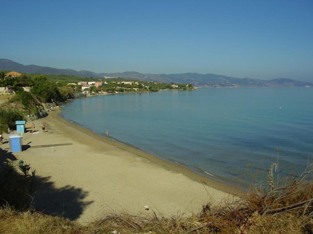 Kavos Psarou Studios & Apartments Exteriör bild