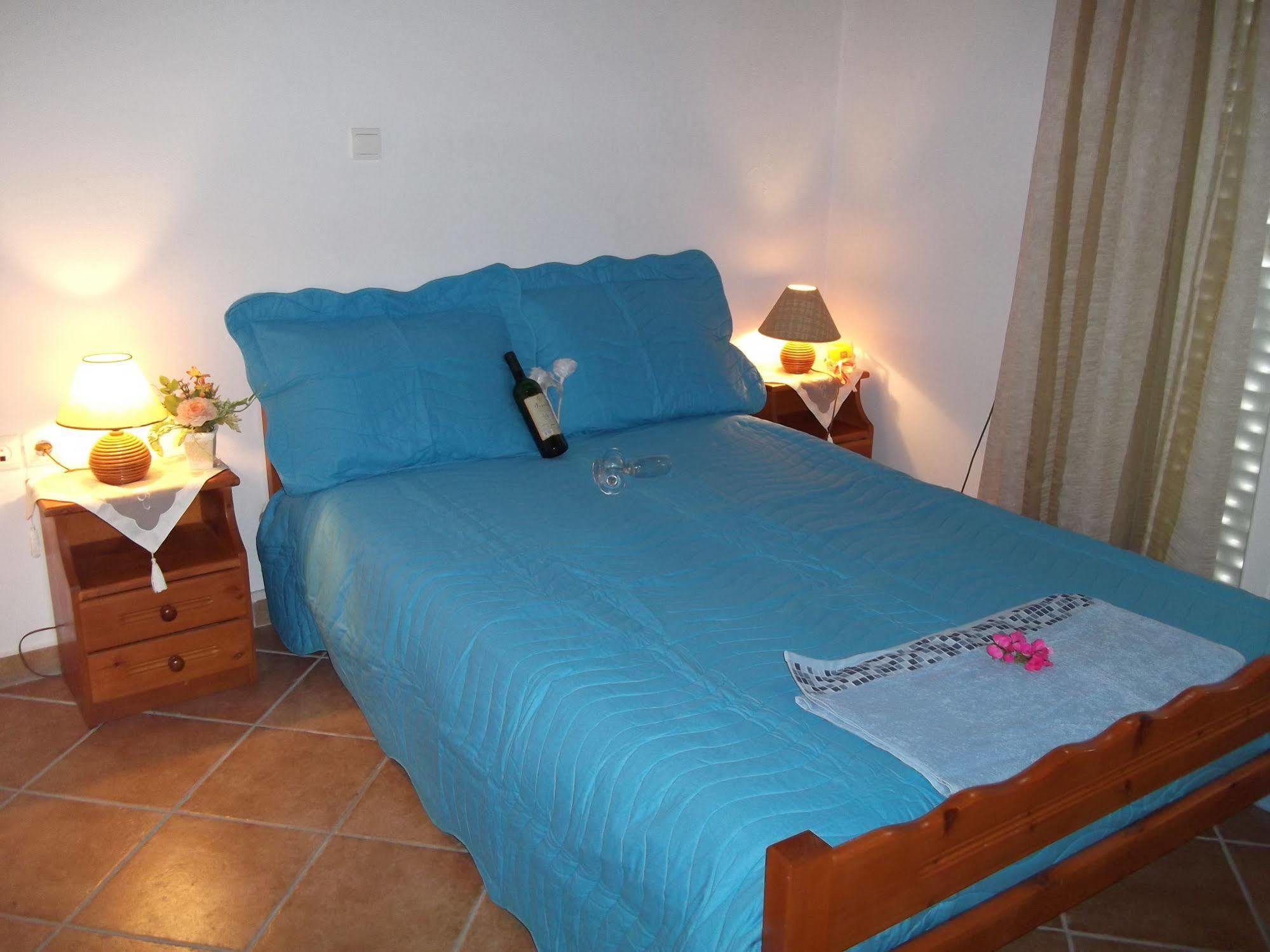 Kavos Psarou Studios & Apartments Exteriör bild